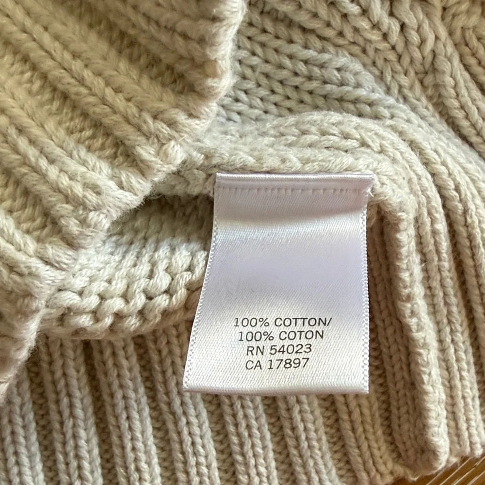 Men's Banana Republic Cable Knit Sweater - Picture 7 of 8